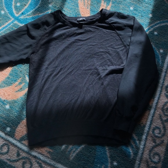Black long sleeve - Picture 1 of 3
